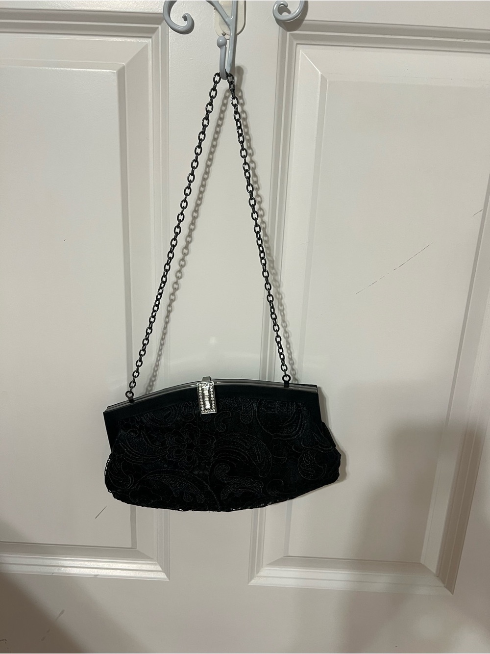 Elegant Black Beaded Evening Bag with Chain Strap